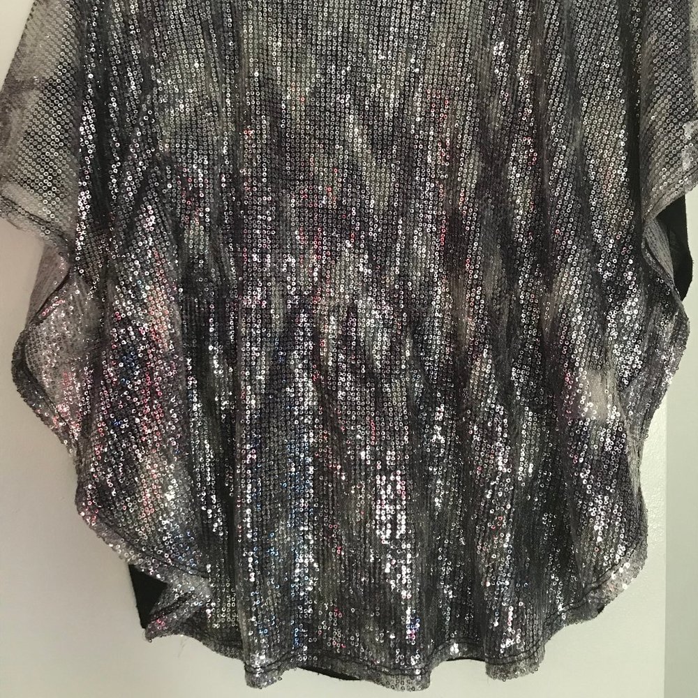 Shirt - Picture 4 of 5